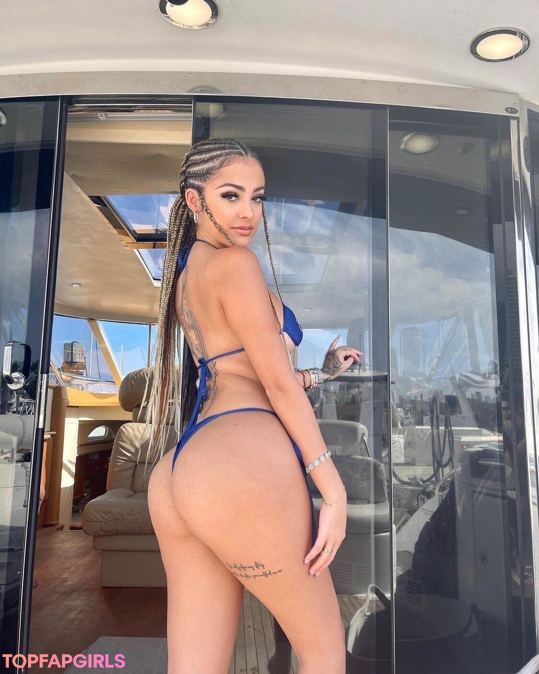 Malu Trevejo nude leaked OnlyFans photo #20