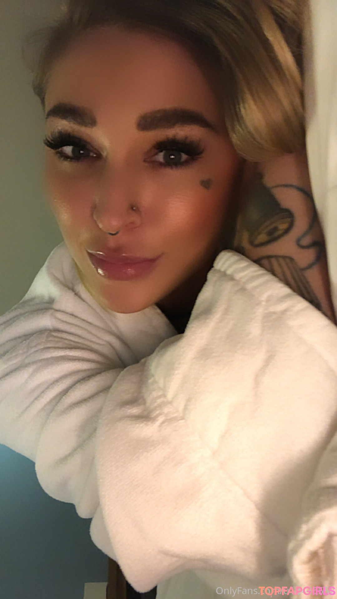Kleio Valentien OnlyFansリークヌード写真 #192