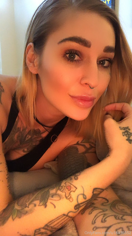 Kleio Valentien