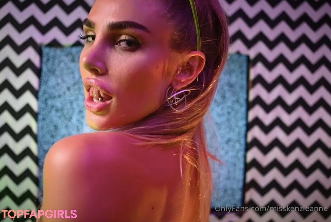 Kenzie Anne nude leaked OnlyFans photo #107