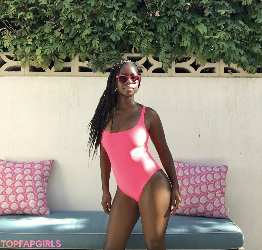 Camille W nude leaked OnlyFans photo #460