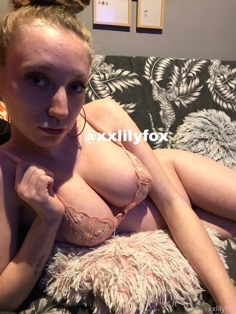 Xxlilyfox