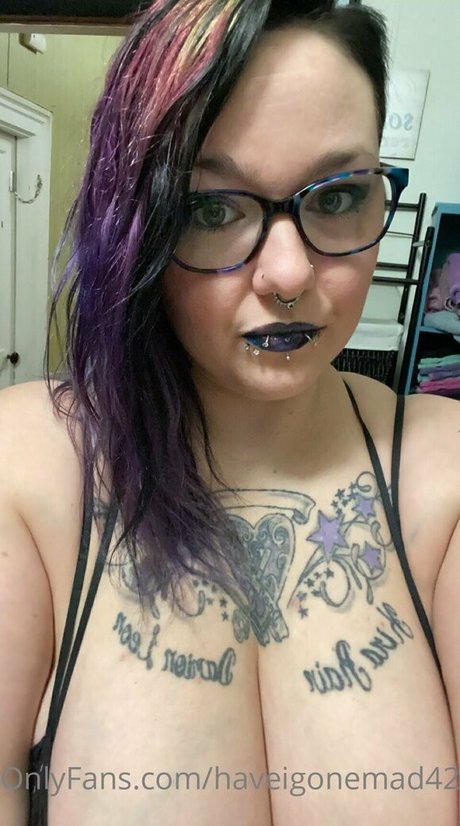 Nacktes geleaktes OnlyFans-Foto von Haveigonemad422