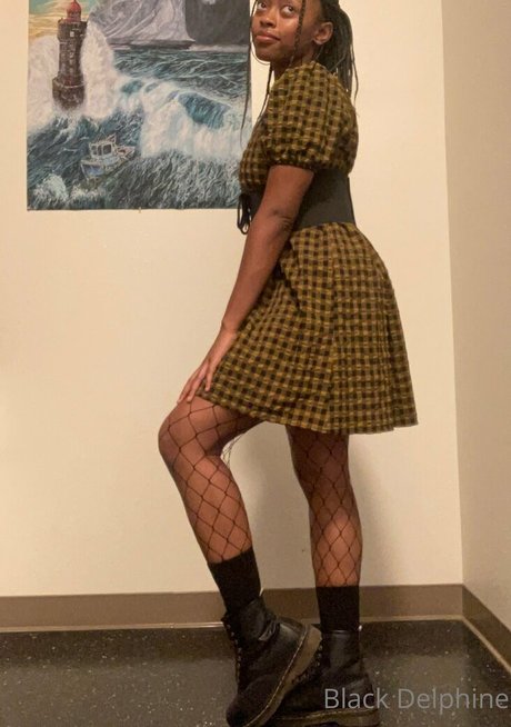 Blackdelphine