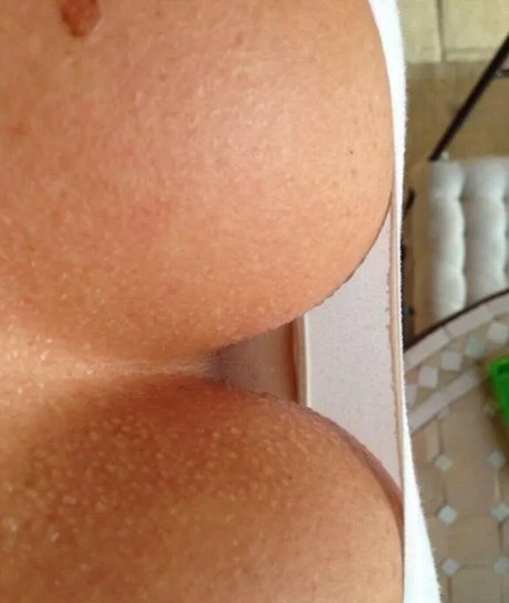 Naken läckt OnlyFans-bild av Justcora76