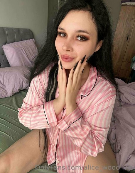 Alice_wood_vip
