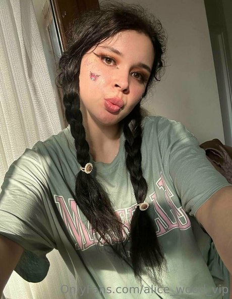 Alice_wood_vip