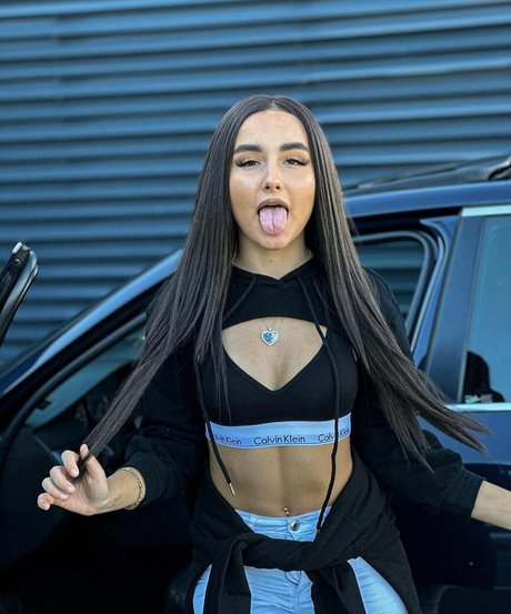 Naakte gelekte OnlyFans-foto van Yaslimeee