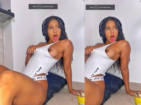 Naken läckt OnlyFans-bild av Gabriela Chiquin