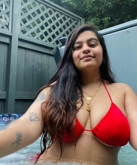 Alaston vuotanut OnlyFans-kuva Lila Paulsen