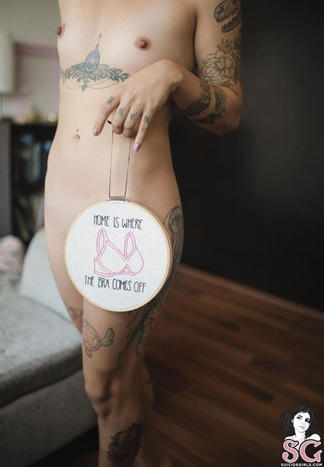 Alaston vuotanut OnlyFans-kuva Haruki Muracallme