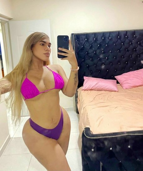 Nøgent lækket OnlyFans-billede af Darlyn Castillo