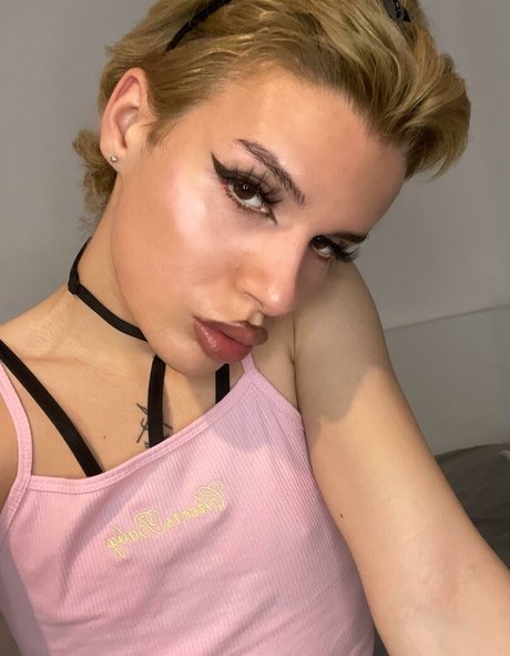 Alasti lekkinud OnlyFans-i pilt Scarlettdollz