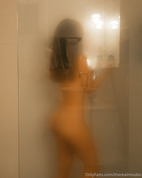 Alaston vuotanut OnlyFans-kuva Missbo