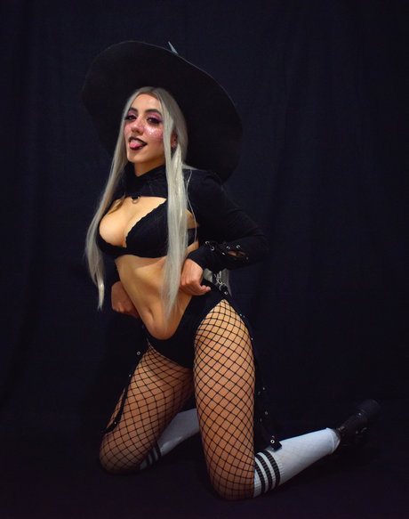 Naken läckt OnlyFans-bild av Kanchhi