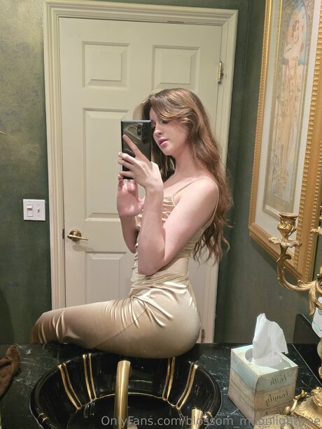 Foto nua vazada do OnlyFans de Blossom Moonlightfree
