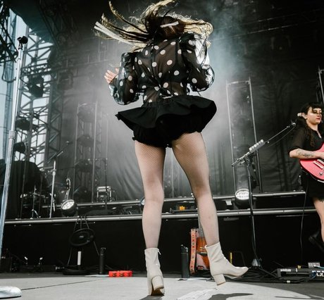 Lauren Mayberry