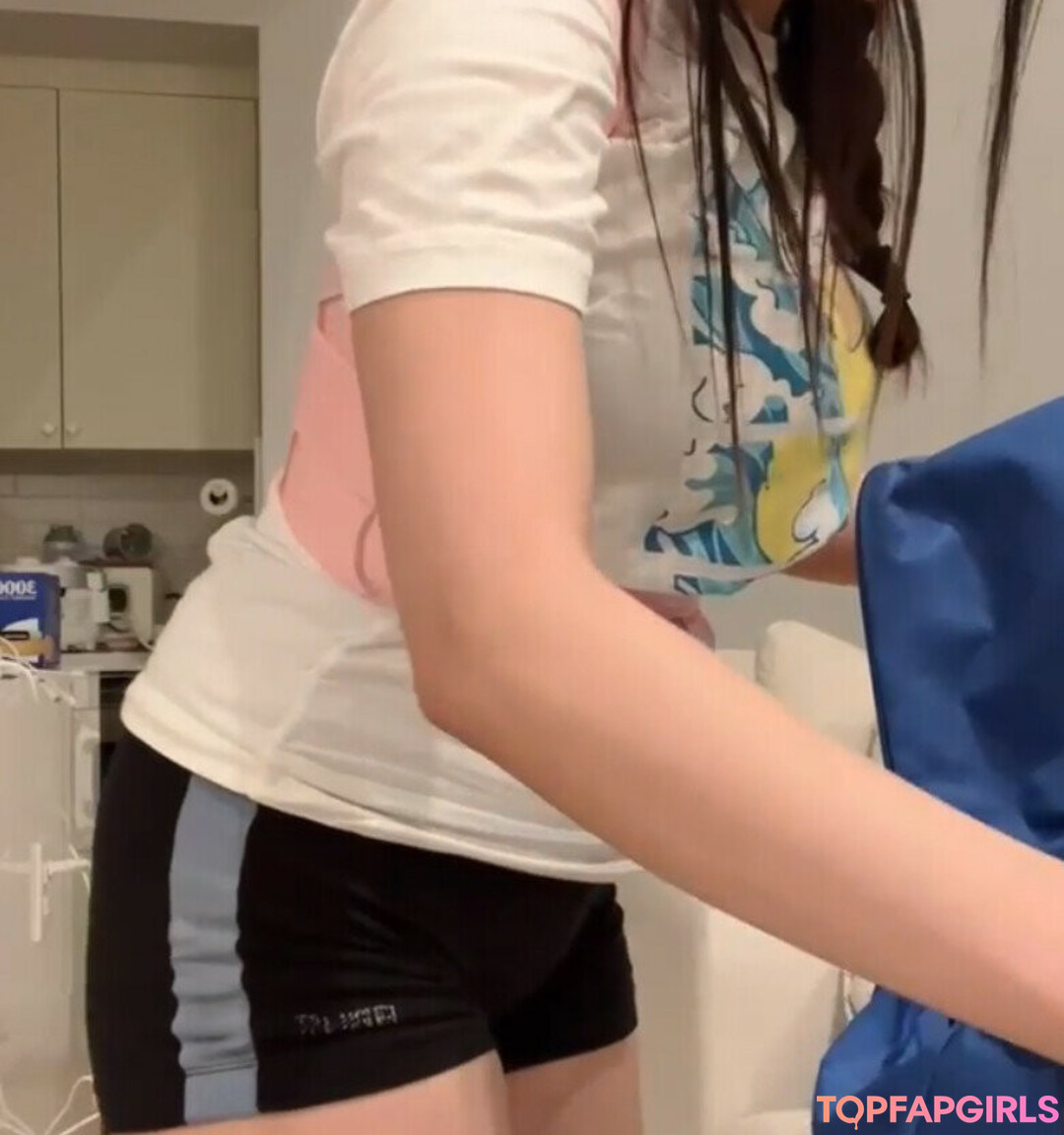 Ariasaki nude leaked OnlyFans photo #1178