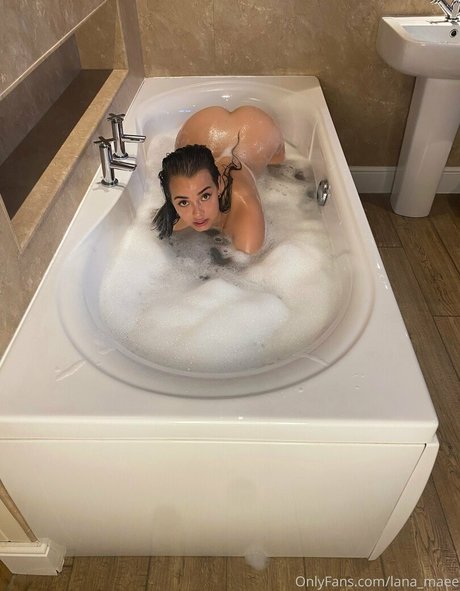 Lana_maee