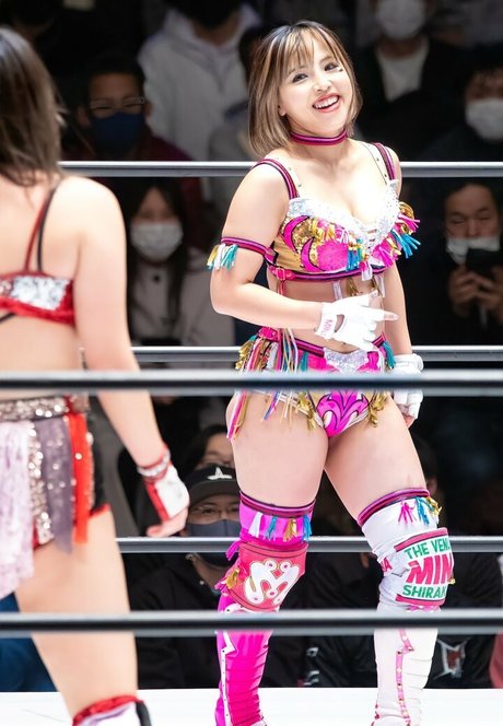 Mina Shirakawa