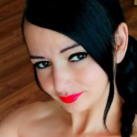 Vivi Cica and Kandur Bandi