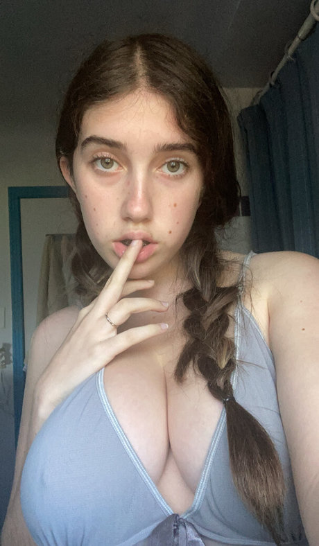 Itsmollyyyrose_again