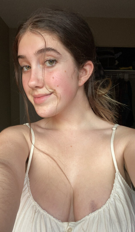 Itsmollyyyrose_again