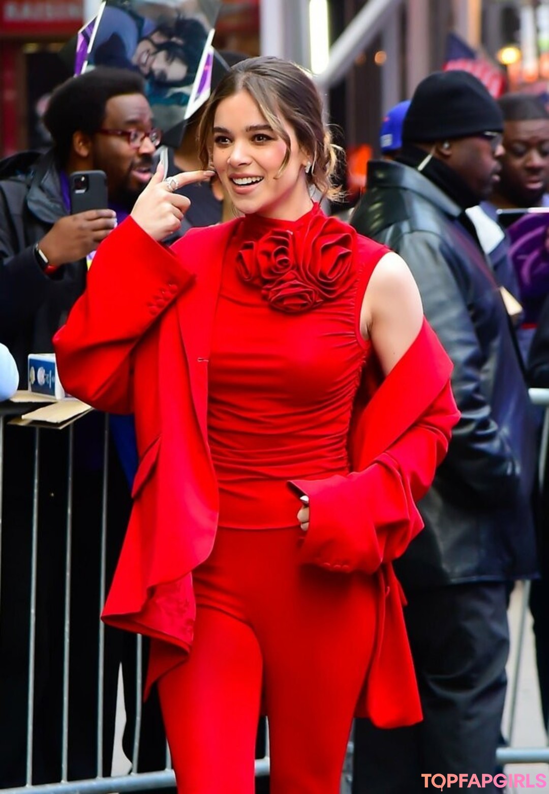 Hailee Steinfeld nude leaked OnlyFans photo #1044