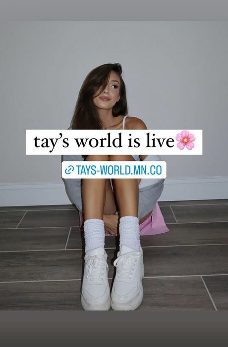 Naken läckt OnlyFans-bild av Taylor Alesia
