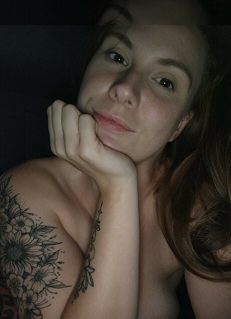 Nahá fotka uniklých OnlyFans od Malena4216