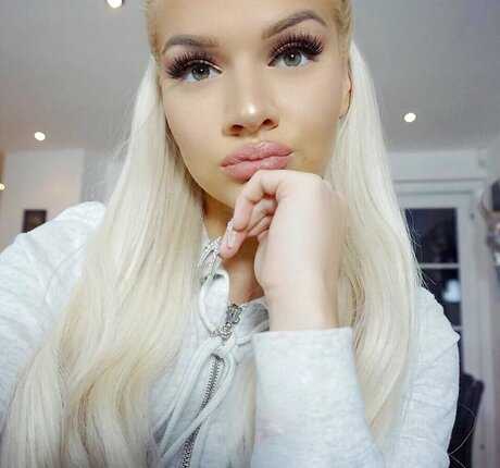 Shirin David