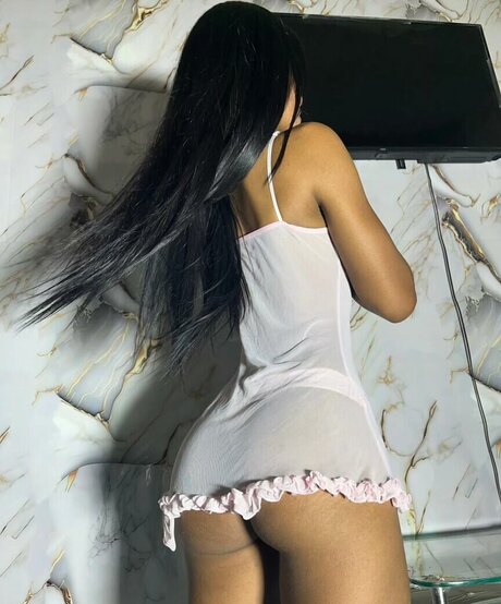 Foto nua vazada do OnlyFans de Marisol Guzla
