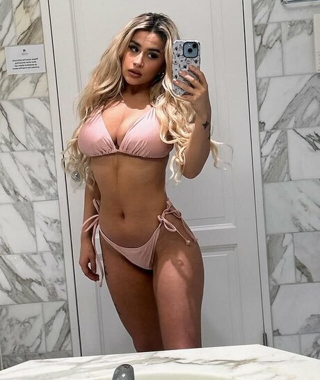 Alasti lekkinud OnlyFans-i pilt Kelsey Connors