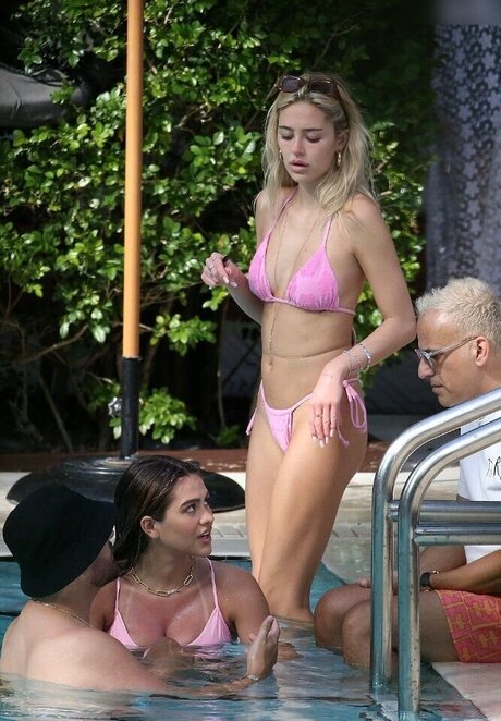 Delilah Hamlin