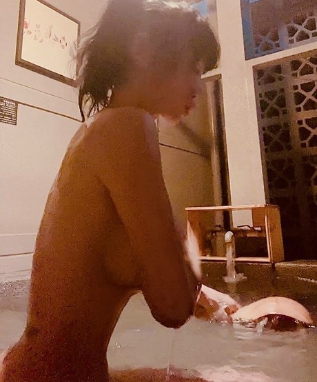 Bai Ling