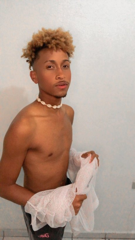 Nahá fotka uniklých OnlyFans od Leonardo Felix