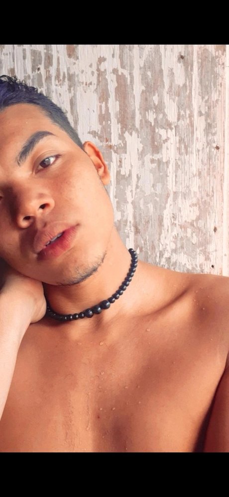 Nahá fotka uniklých OnlyFans od Deonis Calleja
