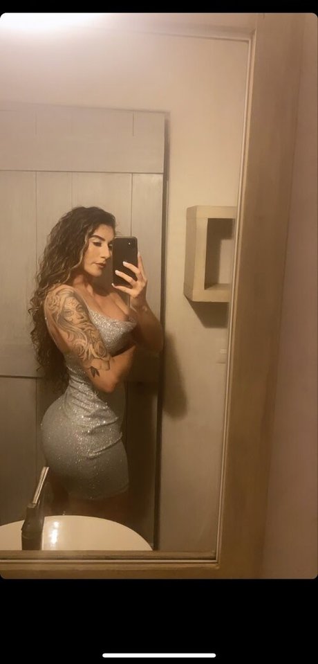 Alaston vuotanut OnlyFans-kuva Itzel25