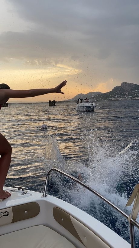 Nahá fotka uniklých OnlyFans od Gi