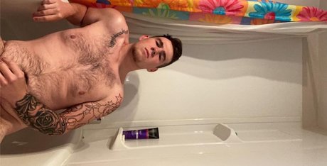 Naakte gelekte OnlyFans-foto van Keith