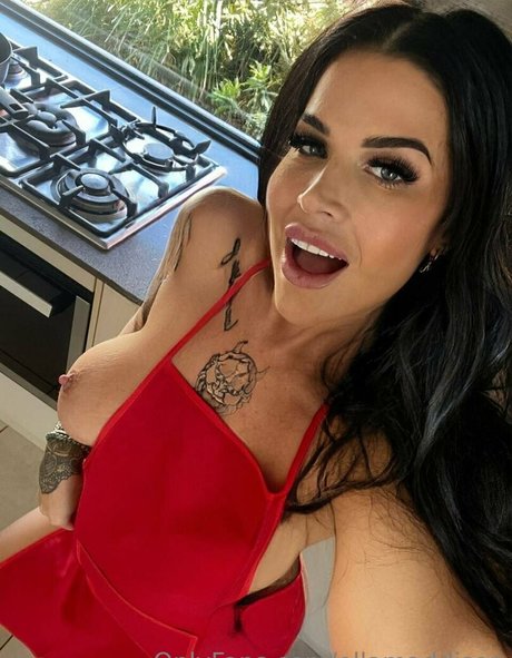 Ellamaddison