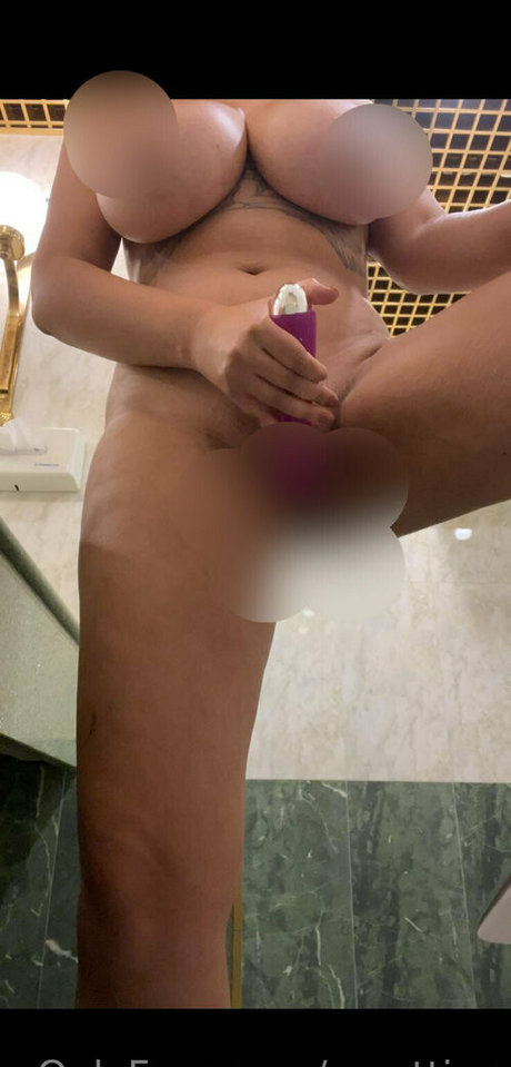 Sara Blue nude leaked OnlyFans photo