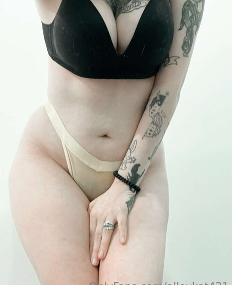 Naken läckt OnlyFans-bild av Lleykt421