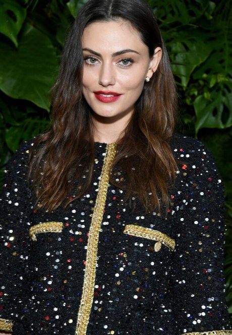 Phoebe Tonkin