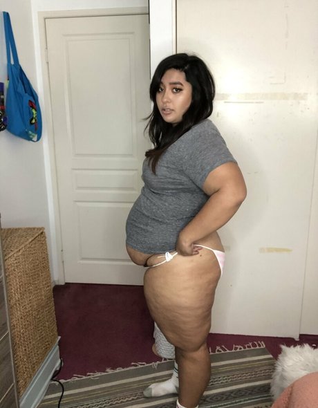 Foto desnuda filtrada de OnlyFans de Feederandfeedee