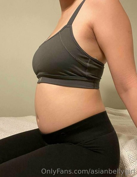 Asianbellygirl