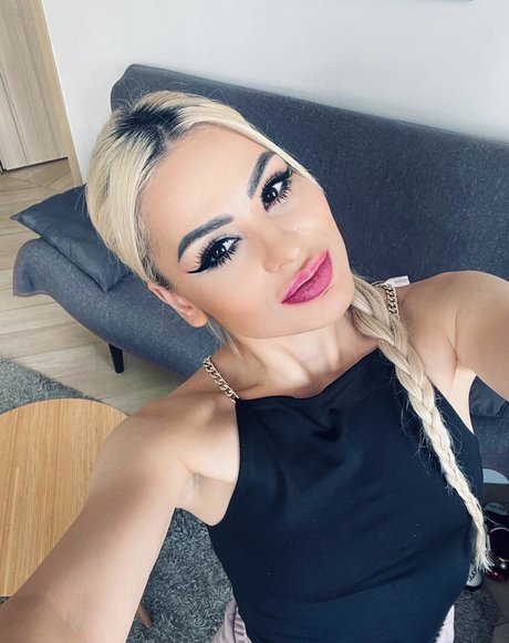 Nadia  nude leaked OnlyFans photo