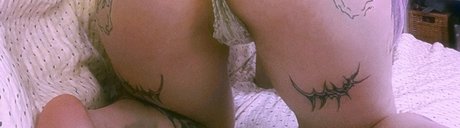 Naken läckt OnlyFans-bild av  