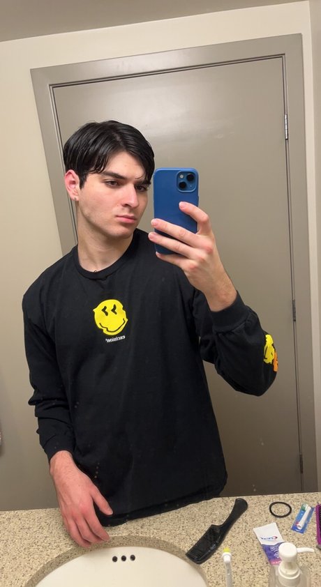Nahá fotka uniklých OnlyFans od Charlie