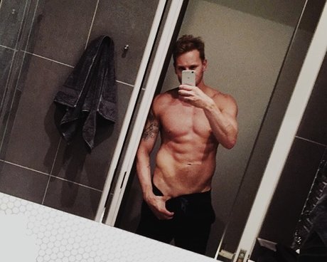 Naken lekkede OnlyFans-bilde av Nordic Man